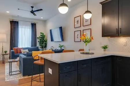 Taylor Haus II - Rooftop Retreat Near Dt Nashville